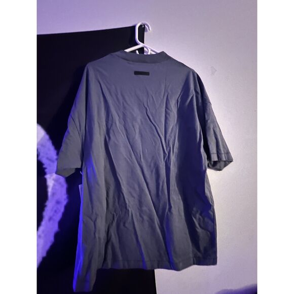 Fear of God ESSENTIALS Crew Neck T-Shirt (*FITS LIKE AN OVERSIZED LARGE*) - Picture 3 of 7
